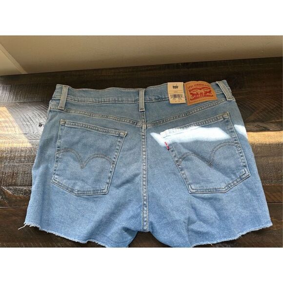 Levi’s HIGH RISE WOMEN'S SHORTS cut off denim size 14 hyper soft - Picture 6 of 7